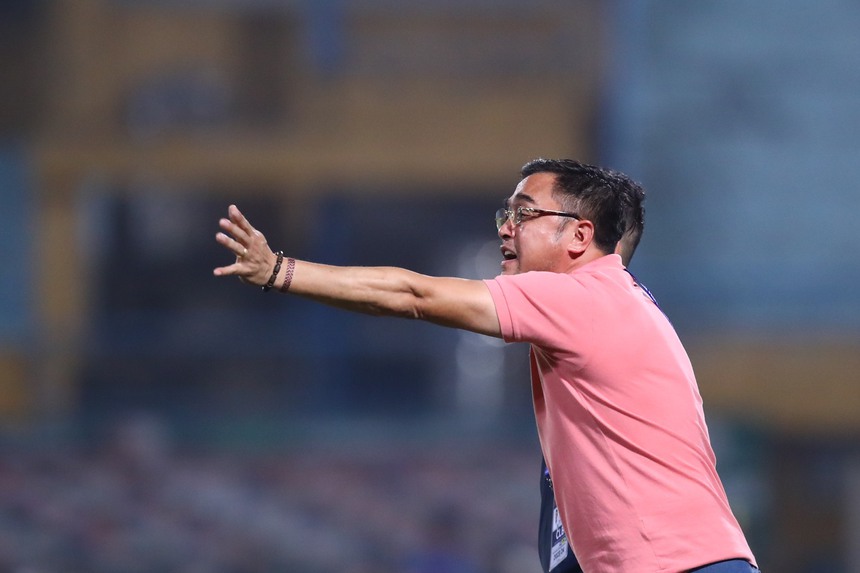 Mùa giải sóng gió của bóng đá Thủ đô - Ảnh 4. Mùa giải sóng gió của bóng đá Thủ đô - Ảnh 4.