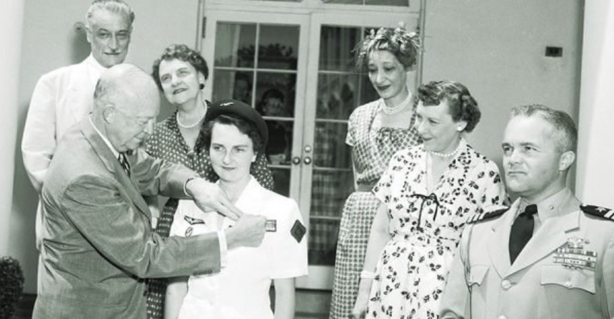 70 năm Chiến thắng Điện Biên Phủ: Gặp lại nữ y tá Pháp duy nhất trong trận chiến lịch sử - Ảnh 2. 70 năm Chiến thắng Điện Biên Phủ: Gặp lại nữ y tá Pháp duy nhất trong trận chiến lịch sử - Ảnh 2.