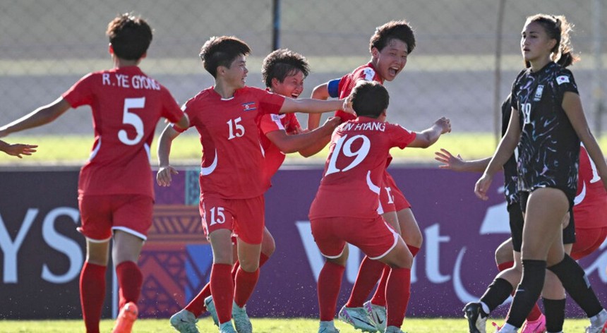 Tin nóng thể thao sáng 7/5: FIFA xếp futsal nữ Việt Nam đứng trên một loạt ĐT châu Âu, Văn Thảo vô địch WBO toàn cầu - Ảnh 4.