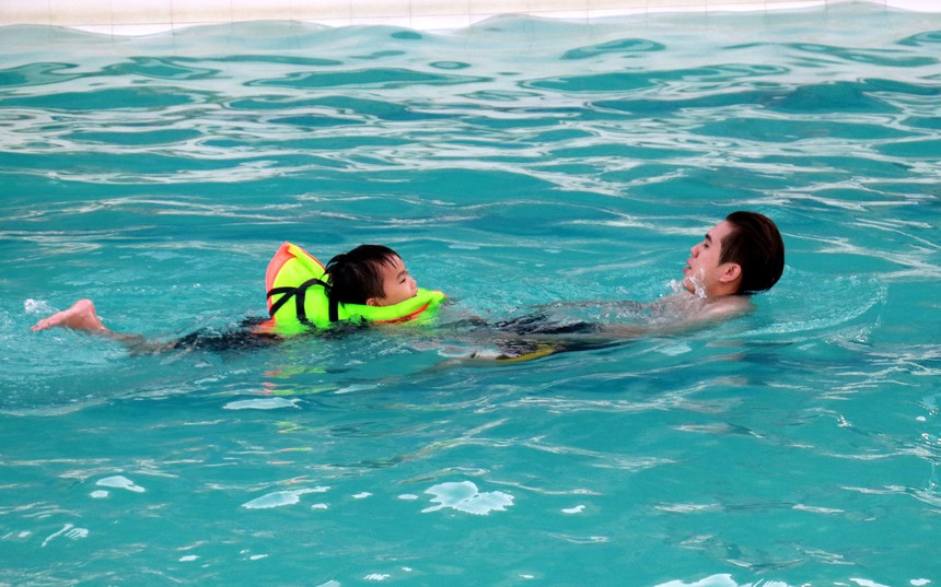 Hà Nội: Khuyến cáo các biện pháp phòng, chống tai nạn đuối nước trong mùa hè - Ảnh 1.