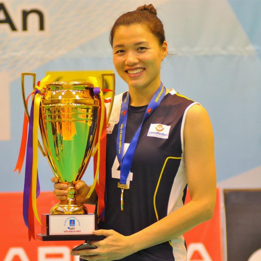 Ngôi sao bóng chuyền nữ quân đội giải nghệ ở tuổi 32, nhận vinh dự lớn sau 20 năm cống hiến - Ảnh 2.