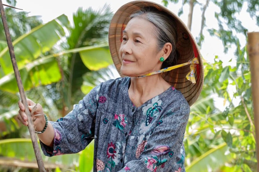 “Bà Hai” Thanh Hiền trong Lật mặt 7 từng đóng 700 phim - Ảnh 3. “Bà Hai” Thanh Hiền trong Lật mặt 7 từng đóng 700 phim - Ảnh 3.