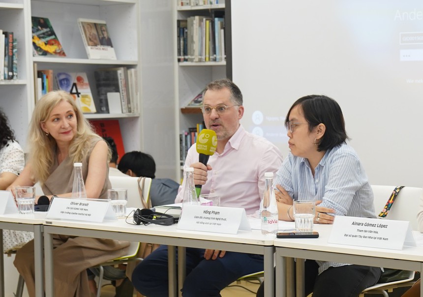 Những ngày văn học châu Âu 2024: Thảo luận 'xuyên thế giới' về đa dạng giới - Ảnh 1.