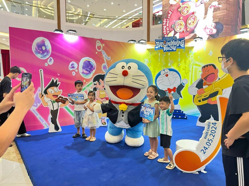 Chu du Châu Âu xem chung kết Euro và Olympics 2024 cùng Vincom - Ảnh 3.