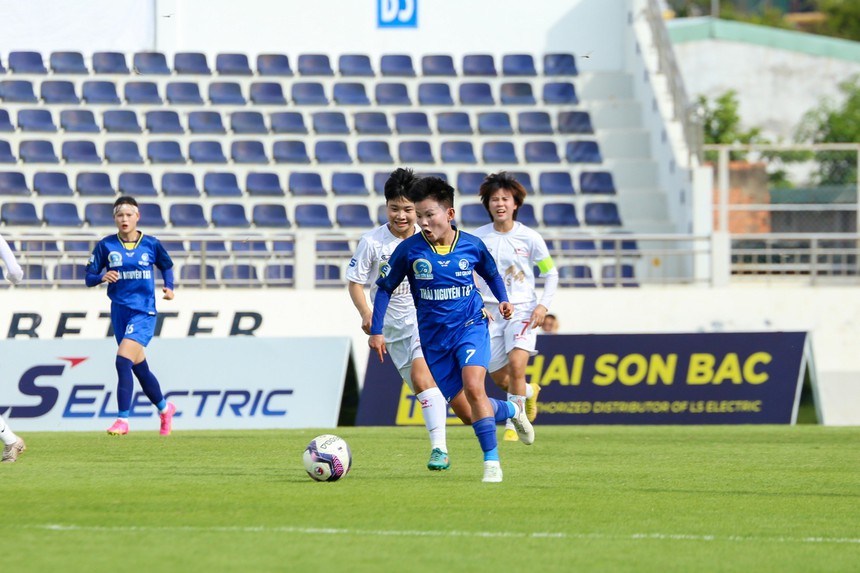 Đương kim vô địch vẫn chưa có đối thủ ở giải bóng đá nữ VĐQG - Ảnh 3. Đương kim vô địch vẫn chưa có đối thủ ở giải bóng đá nữ VĐQG - Ảnh 3.