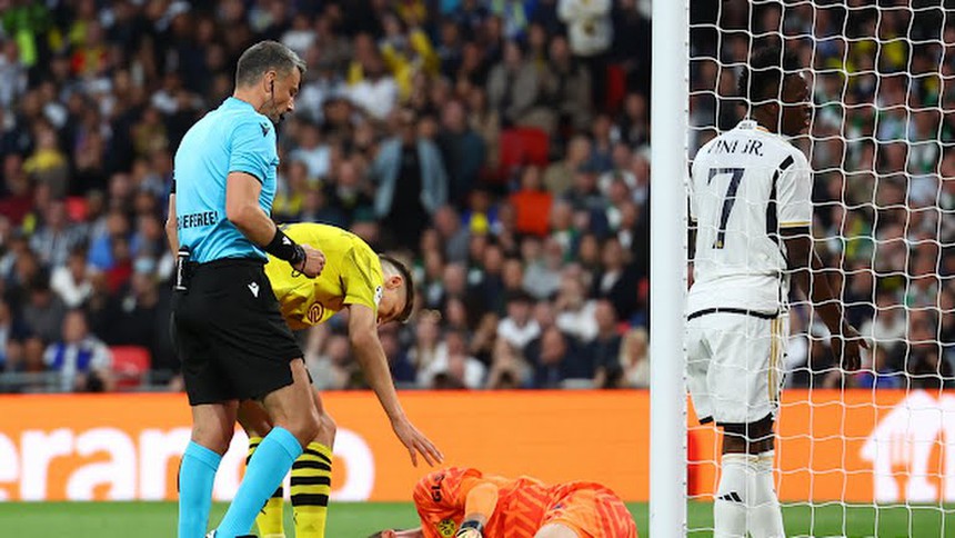 'ADN vô địch' trỗi dậy, Real Madrid lần thứ 15 lên đỉnh châu Âu - Ảnh 4. 'ADN vô địch' trỗi dậy, Real Madrid lần thứ 15 lên đỉnh châu Âu - Ảnh 4.