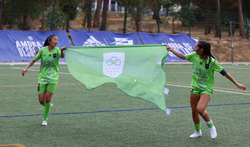 Huỳnh Như được LĐBĐ Bồ Đào Nha khen ngợi sau khi làm nên lịch sử ở trận đấu cuối cùng tại châu Âu - Ảnh 2.