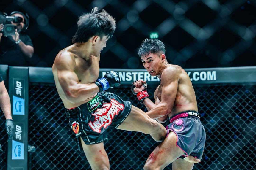 Bật mí về tuyệt kỹ của Duy Nhất khiến ‘thần đồng’ Muay gục ngã, hóa ra là 'đòn tủ' luyện từ bé - Ảnh 3.