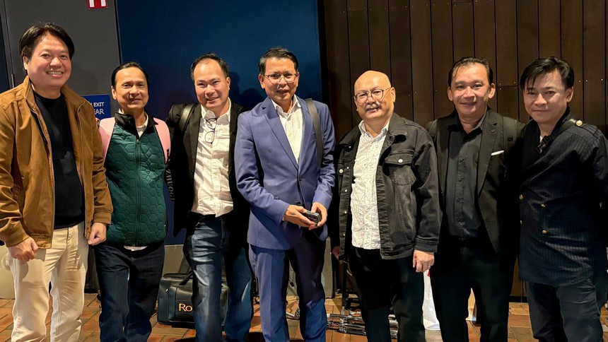 Nhạc sĩ Việt Anh & ban nhạc Saigon Boys tái hợp trong đêm nhạc tại Auckland, New Zealand - Ảnh 1.