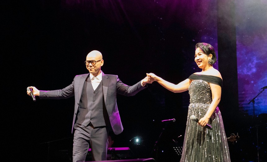 Nhạc sĩ Việt Anh & ban nhạc Saigon Boys tái hợp trong đêm nhạc tại Auckland, New Zealand - Ảnh 2.