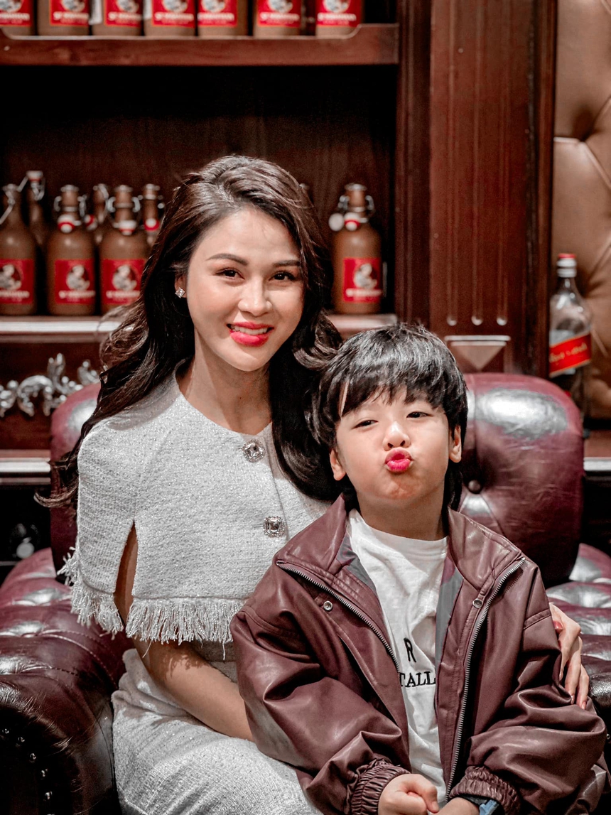 Dàn sao nhí đang phủ sóng 'Trạm cứu hộ trái tim' và 'Người một nhà' - Ảnh 3.