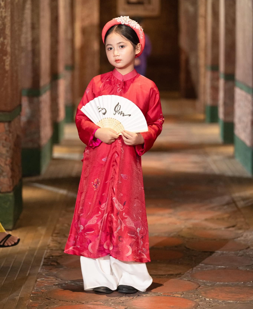 Dàn sao nhí đang phủ sóng 'Trạm cứu hộ trái tim' và 'Người một nhà' - Ảnh 6.