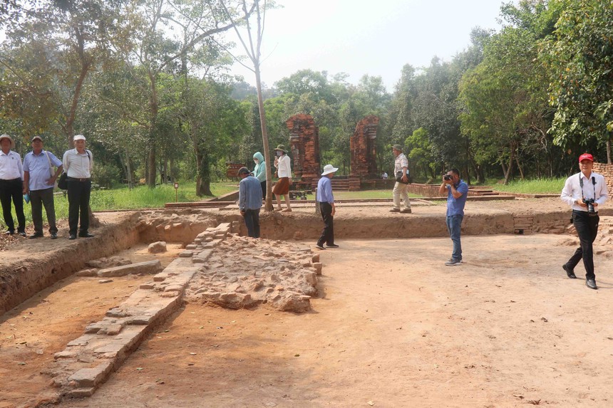 Bảo tồn nguyên vẹn các giá trị gốc của con đường cổ ở Mỹ Sơn - Ảnh 2. Bảo tồn nguyên vẹn các giá trị gốc của con đường cổ ở Mỹ Sơn - Ảnh 2.