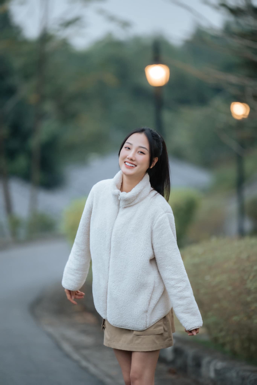 Khán giả tò mò về mỹ nhân mới xuất hiện trong 'Trạm cứu hộ trái tim' - Ảnh 4.