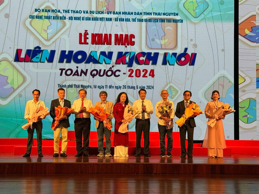Khai mạc liên hoan Kịch nói toàn quốc năm 2024 - Ảnh 1.