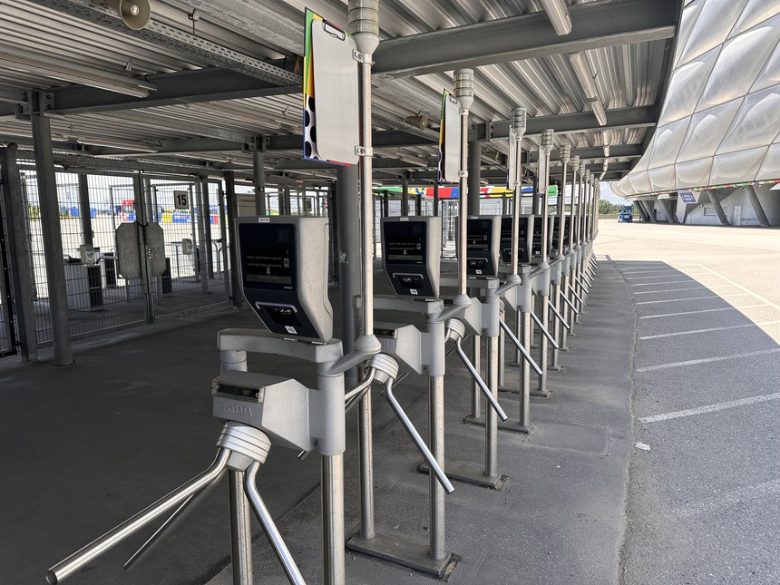 Chùm ảnh độc quyền của Thể thao & Văn hóa về sân Allianz Arena một ngày trước lễ khai mạc EURO 2024 - Ảnh 4.