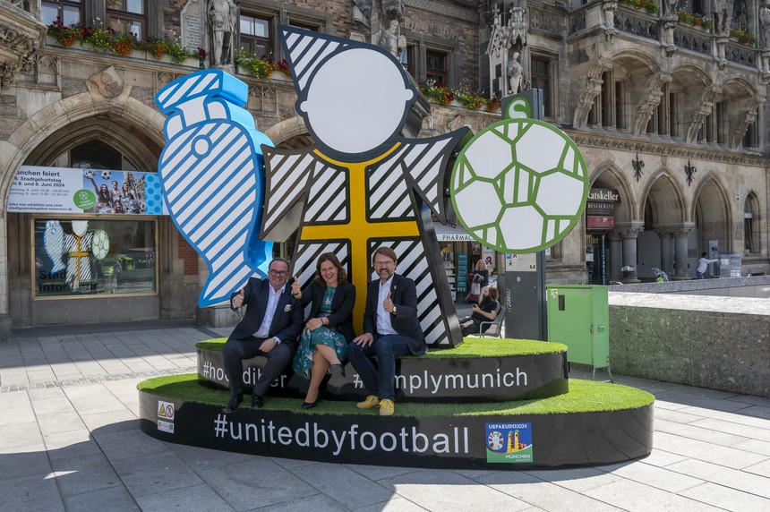 Xem EURO từ nước Đức: Munich tưng bừng chào mừng khai mạc EURO - Ảnh 1.