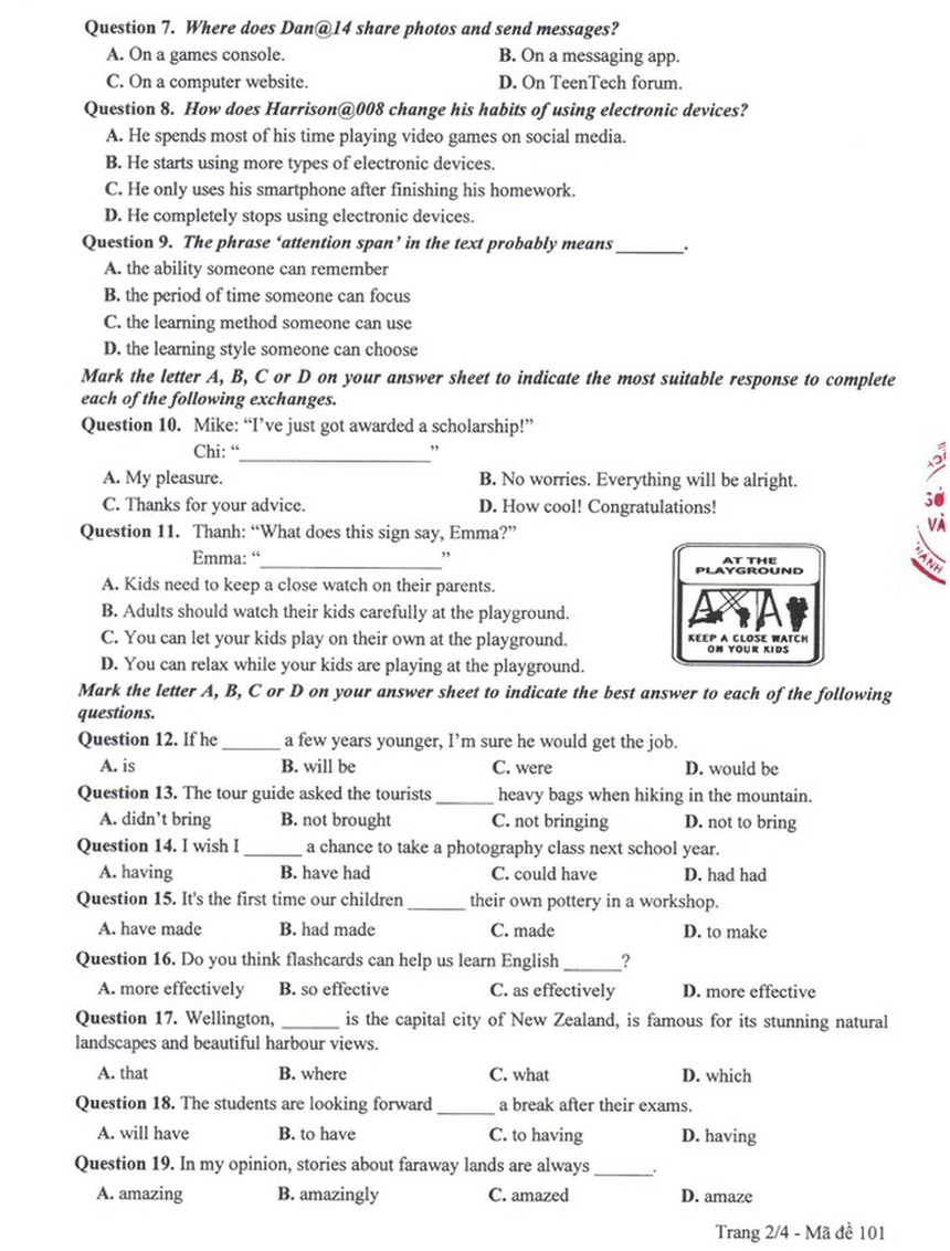Công bố đáp án chính thức các môn thi vào lớp 10 công lập Hà Nội - Ảnh 7.