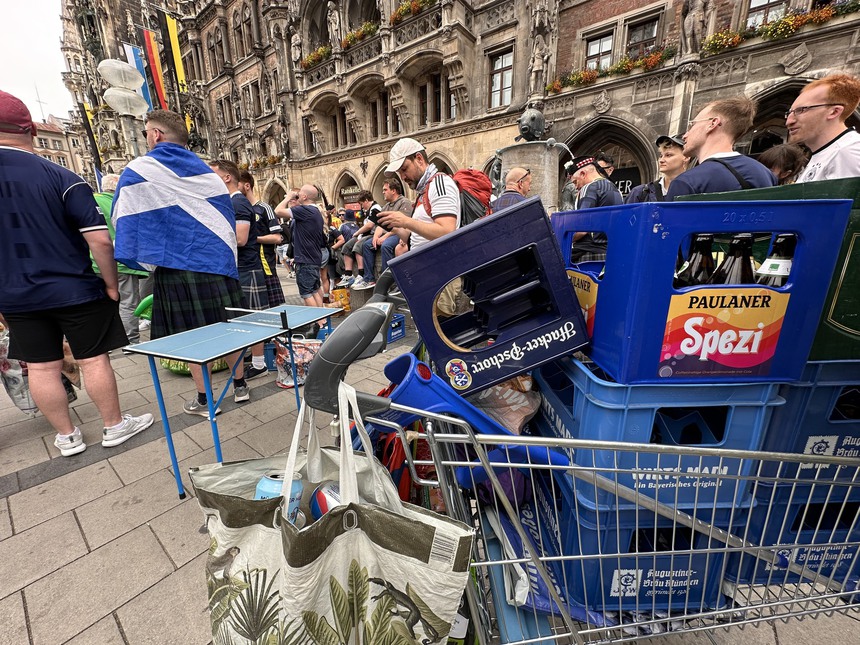 TRỰC TIẾP lễ khai mạc EURO 2024: Chờ đợi bữa tiệc âm nhạc và ánh sáng - Ảnh 10.