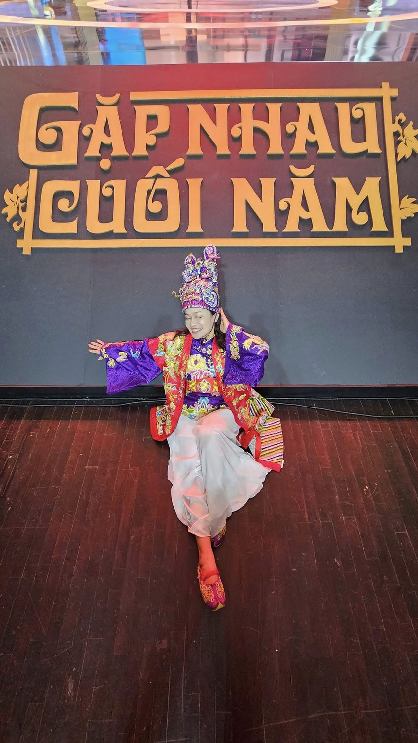 Mẹ chồng khó tính trong 'Mình yêu nhau, bình yên thôi': Ngoài đời dễ mến, là 'mẹ' tốt của Phương Oanh  - Ảnh 8.