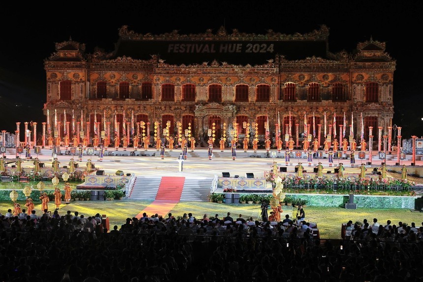 Phô diễn vẻ đẹp của di sản văn hóa bằng công nghệ hiện đại - Ảnh 1.