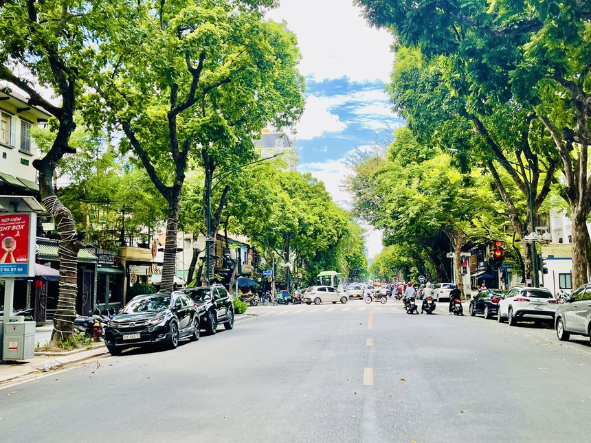 Khu vực từ Thanh Hóa đến Bình Thuận có nắng nóng gay gắt - Ảnh 1. Khu vực từ Thanh Hóa đến Bình Thuận có nắng nóng gay gắt - Ảnh 1.