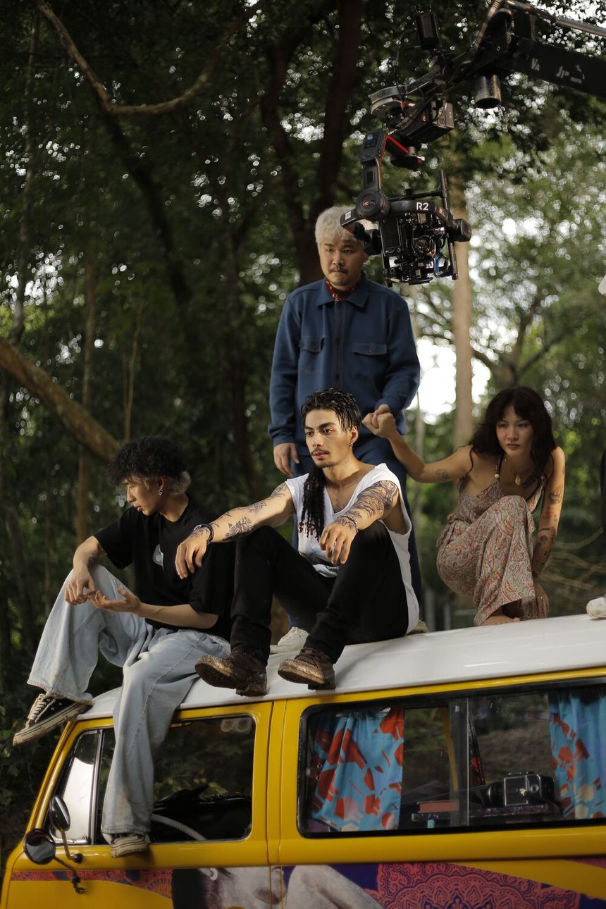 Nhạc phim "Buộc gió" của Khắc Hưng khiến khán giả thấy được "chữa lành" - Ảnh 4.