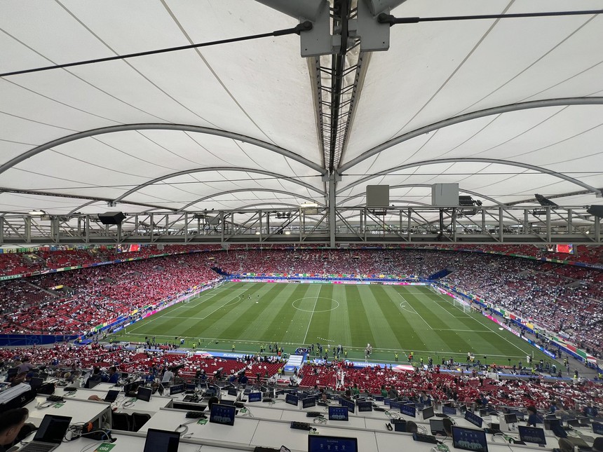 TRỰC TIẾP bóng đá VTV5 VTV6 Slovenia vs Đan Mạch: Eriksen và Hojlund đá chính (0-0, H1) - Ảnh 5. TRỰC TIẾP bóng đá VTV5 VTV6 Slovenia vs Đan Mạch: Eriksen và Hojlund đá chính (0-0, H1) - Ảnh 5.