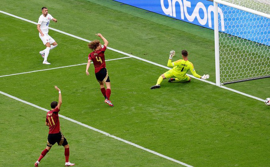 TRỰC TIẾP bóng đá Bỉ vs Slovakia (0-1): Schranz mở tỷ số - Ảnh 3.