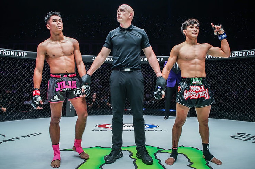 Nguyễn Trần Duy Nhất được truyền thông và CĐV Trung Quốc khen ngợi sau trận thắng ‘thần đồng’ Muay Thái, khác biệt lớn nhất được nêu ra - Ảnh 1.