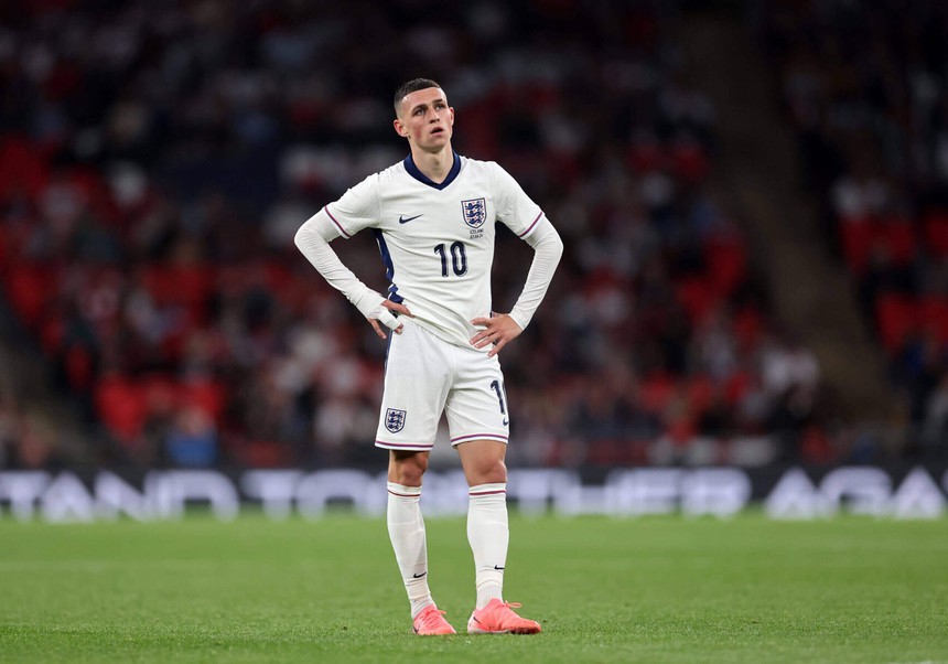 HLV Trần Công Minh: “ĐT Anh chưa cho thấy quyền uy của một ứng viên vô địch” - Ảnh 1.