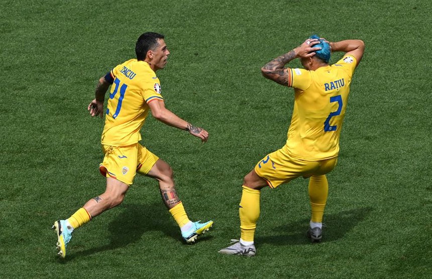 TRỰC TIẾP bóng đá VTV5 VTV6: Romania vs Ukraine (20h00, 17/6), vòng bảng EURO 2024: Stanciu mở tỷ số - Ảnh 6. TRỰC TIẾP bóng đá VTV5 VTV6: Romania vs Ukraine (20h00, 17/6), vòng bảng EURO 2024: Stanciu mở tỷ số - Ảnh 6.