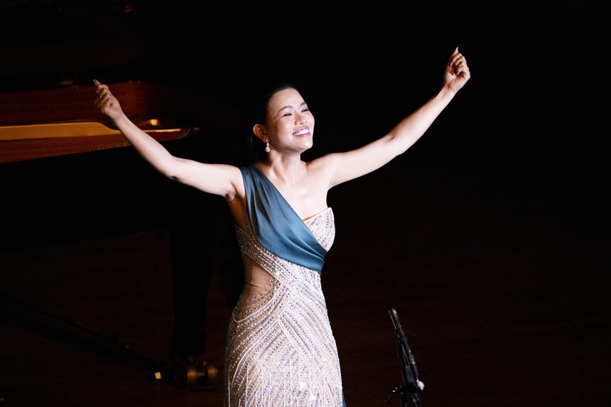 Hiền Nguyễn Soprano và Quốc Đạt Bariton chinh phục  khán giả TP.HCM  - Ảnh 2.