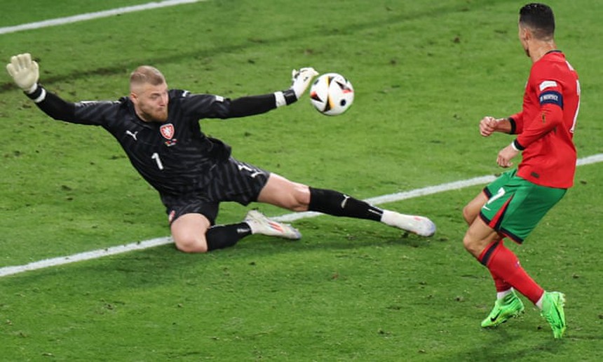 TRỰC TIẾP bóng đá VTV5 VTV6 Bồ Đào Nha vs CH Séc: Chưa có bàn thắng (0-0, H2) - Ảnh 6. TRỰC TIẾP bóng đá VTV5 VTV6 Bồ Đào Nha vs CH Séc: Chưa có bàn thắng (0-0, H2) - Ảnh 6.