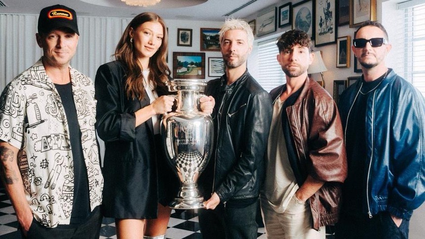 Nghệ sĩ với euro: Những nghệ sĩ bùng cháy cùng "Fire" - Ảnh 5.