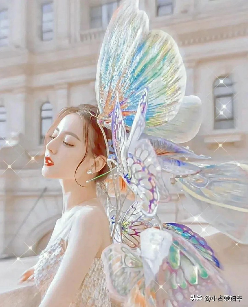 Địch Lệ Nhiệt Ba: Tài sản kếch xù nhưng cuộc sống sau camera bình dị đến khó tin - Ảnh 4.