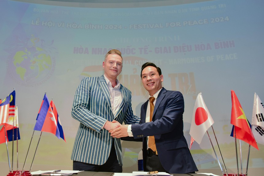 Chương trình Hòa nhạc Quốc tế Giai điệu Hòa bình "QUẢNG TRỊ KÝ ỨC NỞ HOA" - Ảnh 1.