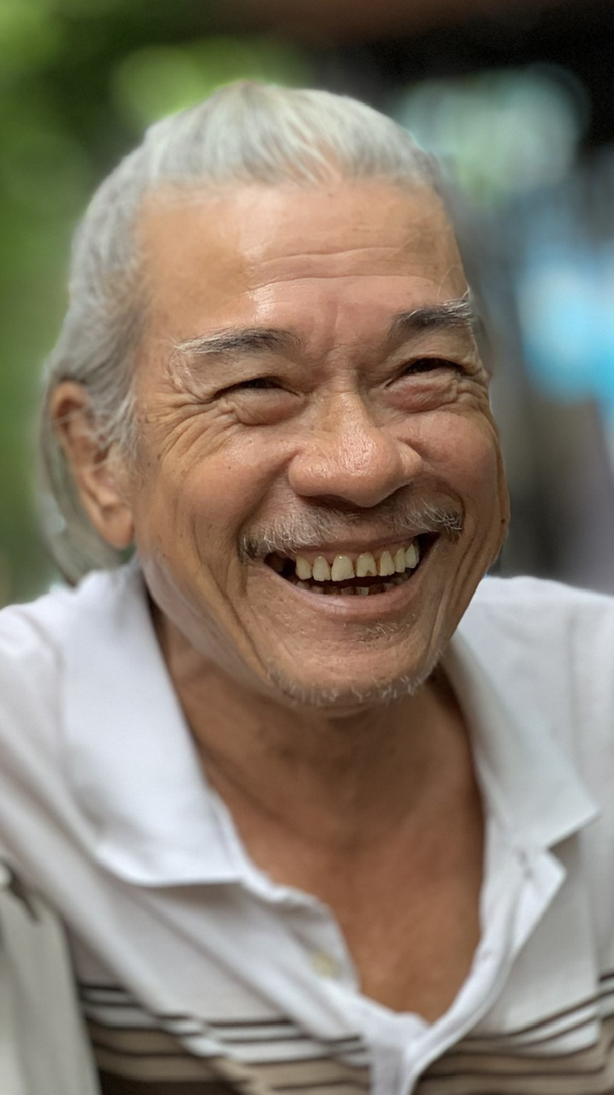 Nhà báo Trần Nhật Vy: "Chữ nghĩa là vũ khí, nên phải rèn cho sắc bén" - Ảnh 2.