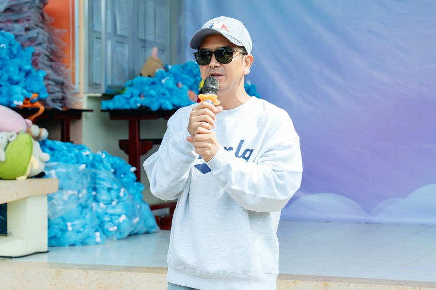 Dàn sao Việt mang yêu thương đến cho trẻ em Long An dịp 1/6 - Ảnh 6.