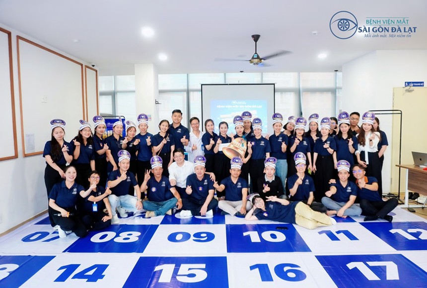 "Rung chuông vàng" ngành y tế - Ảnh 1.