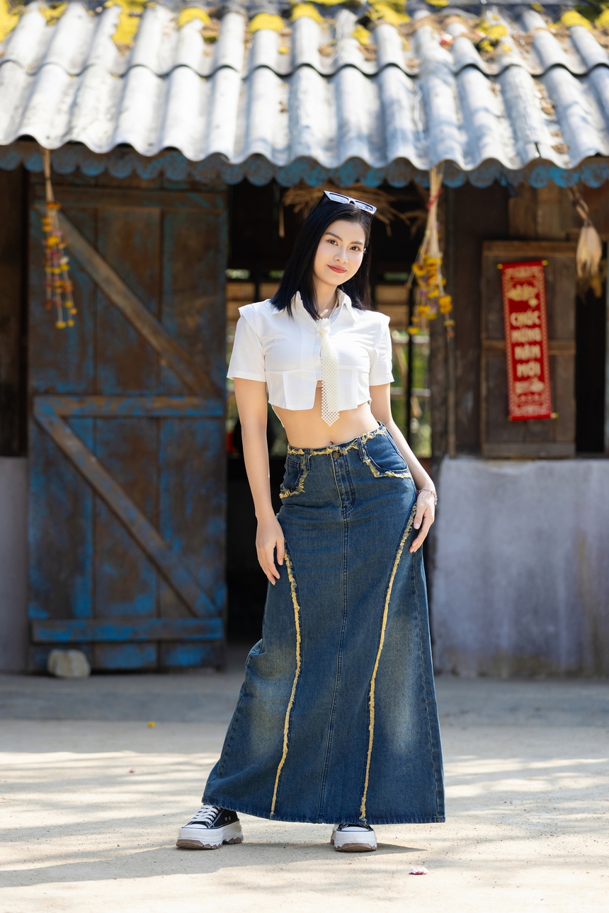 Diễn viên Trâm Anh trân trọng hành trình được đến với Lật mặt 7 - Ảnh 3.