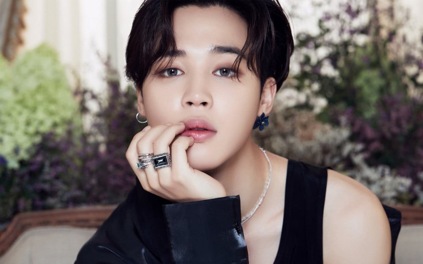 Jimin BTS ra album solo mới khi còn đang trong quân ngũ - Ảnh 2.