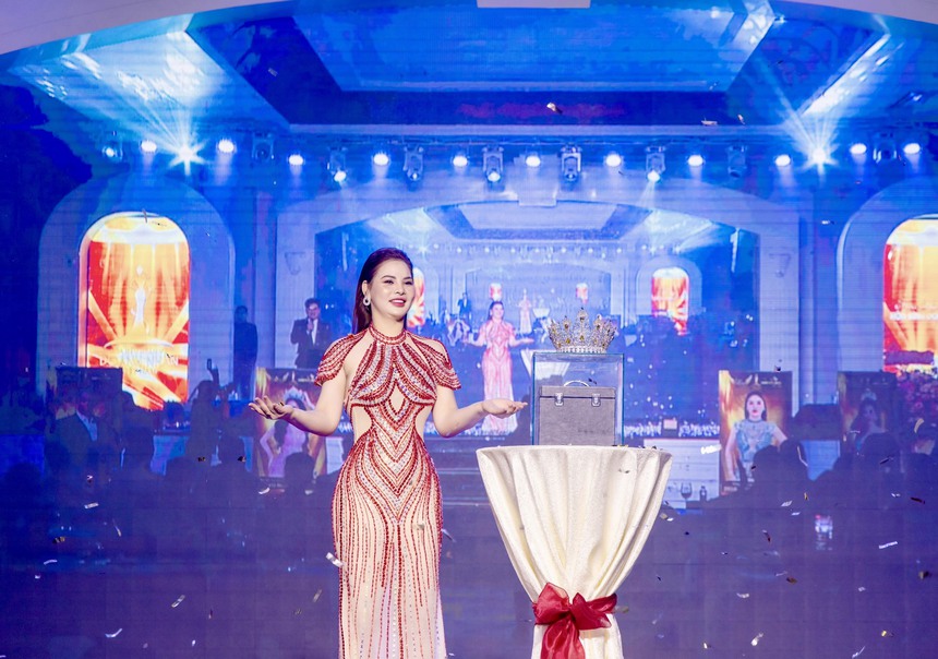 Thêm một cuộc thi Hoa hậu tuyển chọn người đẹp cao từ 1,45m - Ảnh 2.