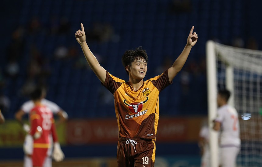 HAGL và cuộc "đào tẩu" bất ngờ - Ảnh 2.