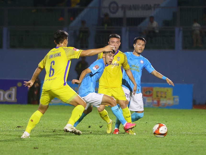 Đoạn kết buồn cho bóng đá miền Trung - Ảnh 1.