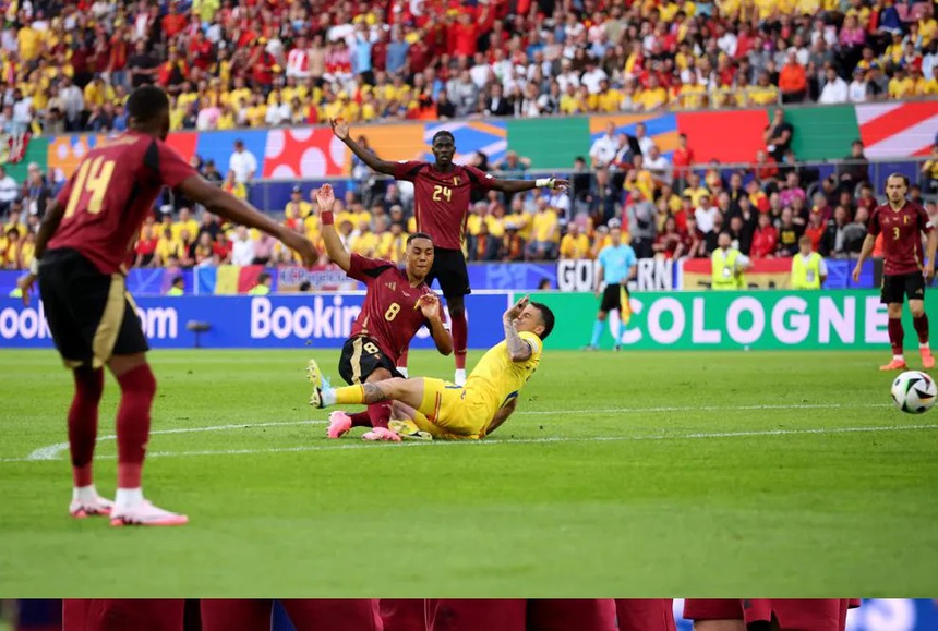 Lukaku lại bị VAR gieo sầu, Bỉ vẫn thắng cách biệt Romania, tạo ra thế 4 đội bằng điểm ở bảng E - Ảnh 3. Lukaku lại bị VAR gieo sầu, Bỉ vẫn thắng cách biệt Romania, tạo ra thế 4 đội bằng điểm ở bảng E - Ảnh 3.