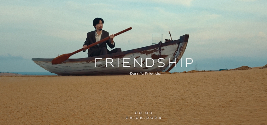 Đen tung teaser MV "FRIENDSHIP", gây tò mò với cảnh chèo thuyền trên... cát - Ảnh 1.
