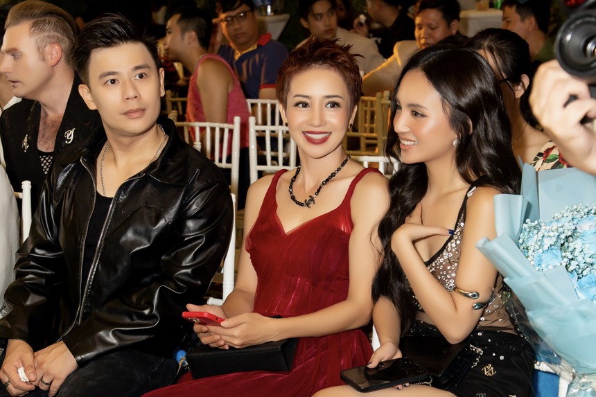 Nhan sắc tuổi 20 của con gái "Nữ hoàng Wushu" Thuý Hiền gây bất ngờ - Ảnh 4. Nhan sắc tuổi 20 của con gái "Nữ hoàng Wushu" Thuý Hiền gây bất ngờ - Ảnh 4.