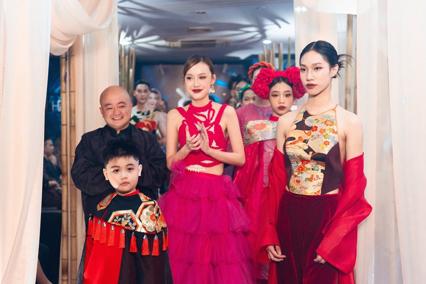 Lã Thanh Huyền, Maya diễn BST lấy cảm hứng từ tín ngưỡng thờ Mẫu của NTK Cao Minh Tiến - Ảnh 5.