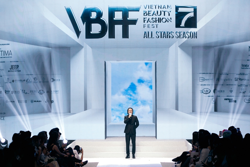 Vietnam Beauty Fashion Fest 7: Đỗ Hà, Lương Thuỳ Linh "đọ sắc" cùng dàn hậu quốc tế - Ảnh 1.